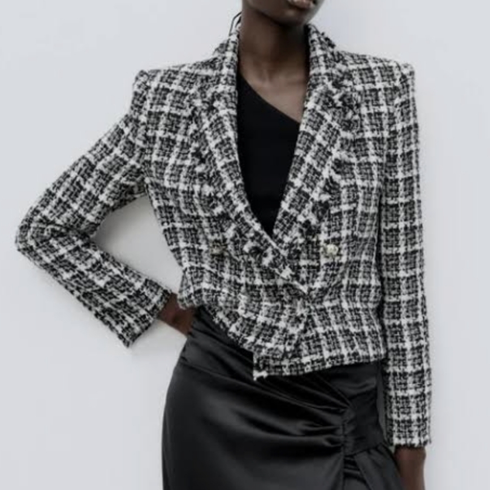Zara Checkered Fuzzy Tweed Cropped Blazer Size Small Black White Academia Career